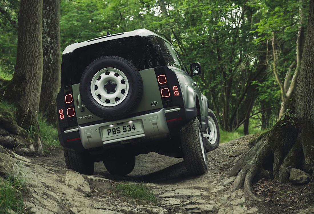 Land_Rover-Defender_90-2020-1024-22.jpg