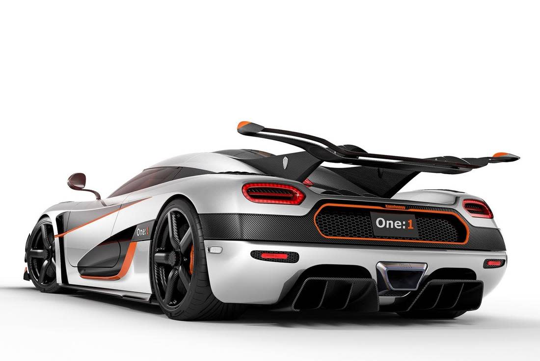 2rOTjHBjNqfqMoEHpW9SzB-c895bf3ed357147d78ff7214b74e1335-koenigsegg-one-back-1100