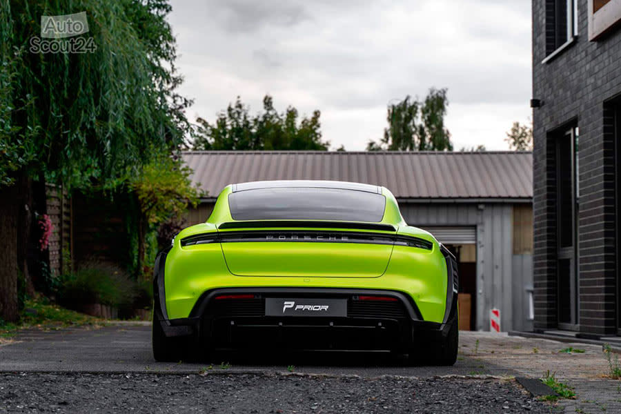 Porsche-Taycan-tuning-Prior-Design-autoscout24 (5).jpg