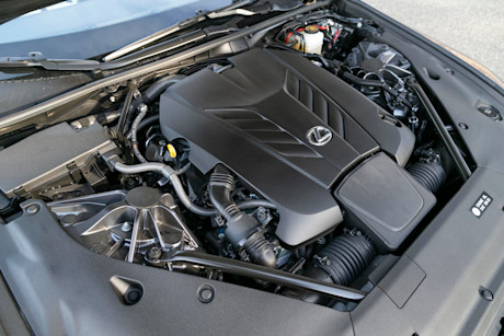 Editorial 2024 lexus lc 500 convertible td 240111 15 jw