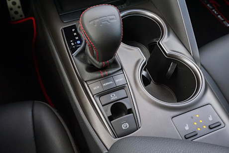 Editorial 2022 toyota camry xse v6 trd 31 di