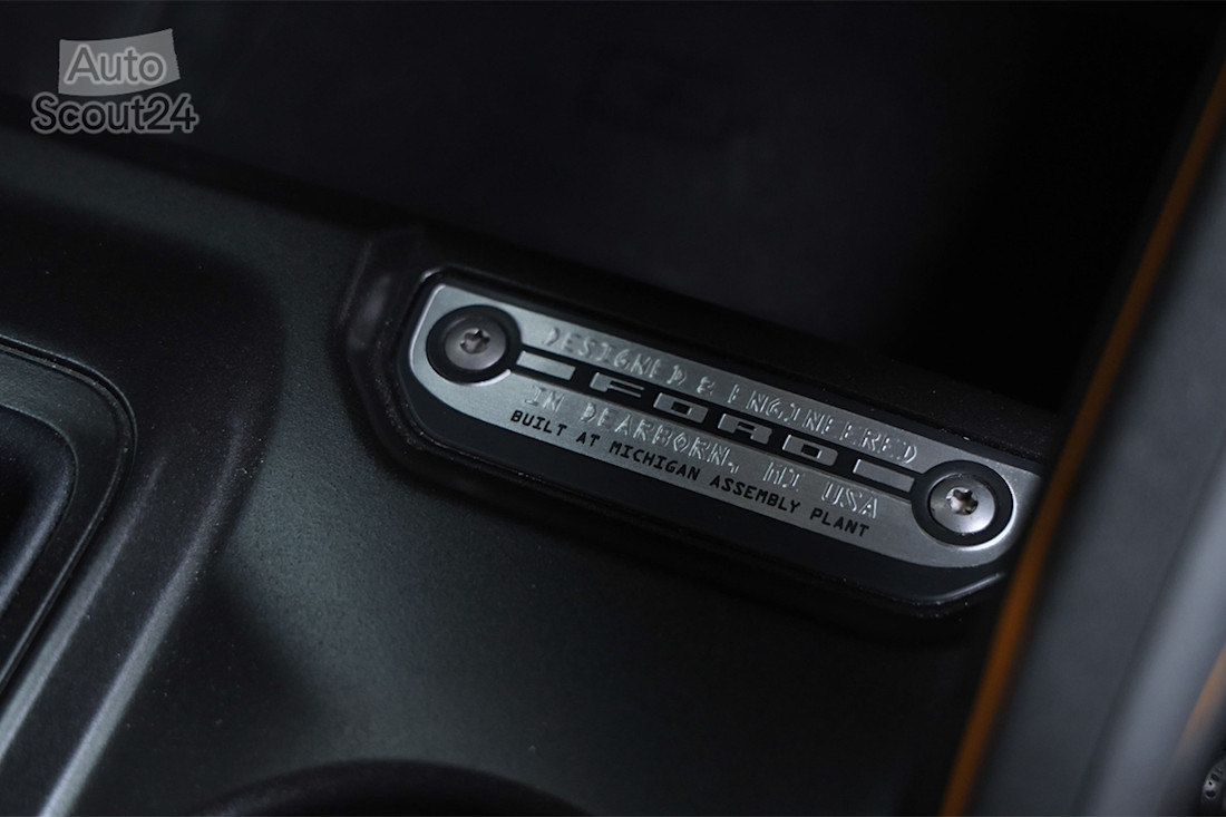 Ford-Bronco-2024-interior-detalles (2).jpg
