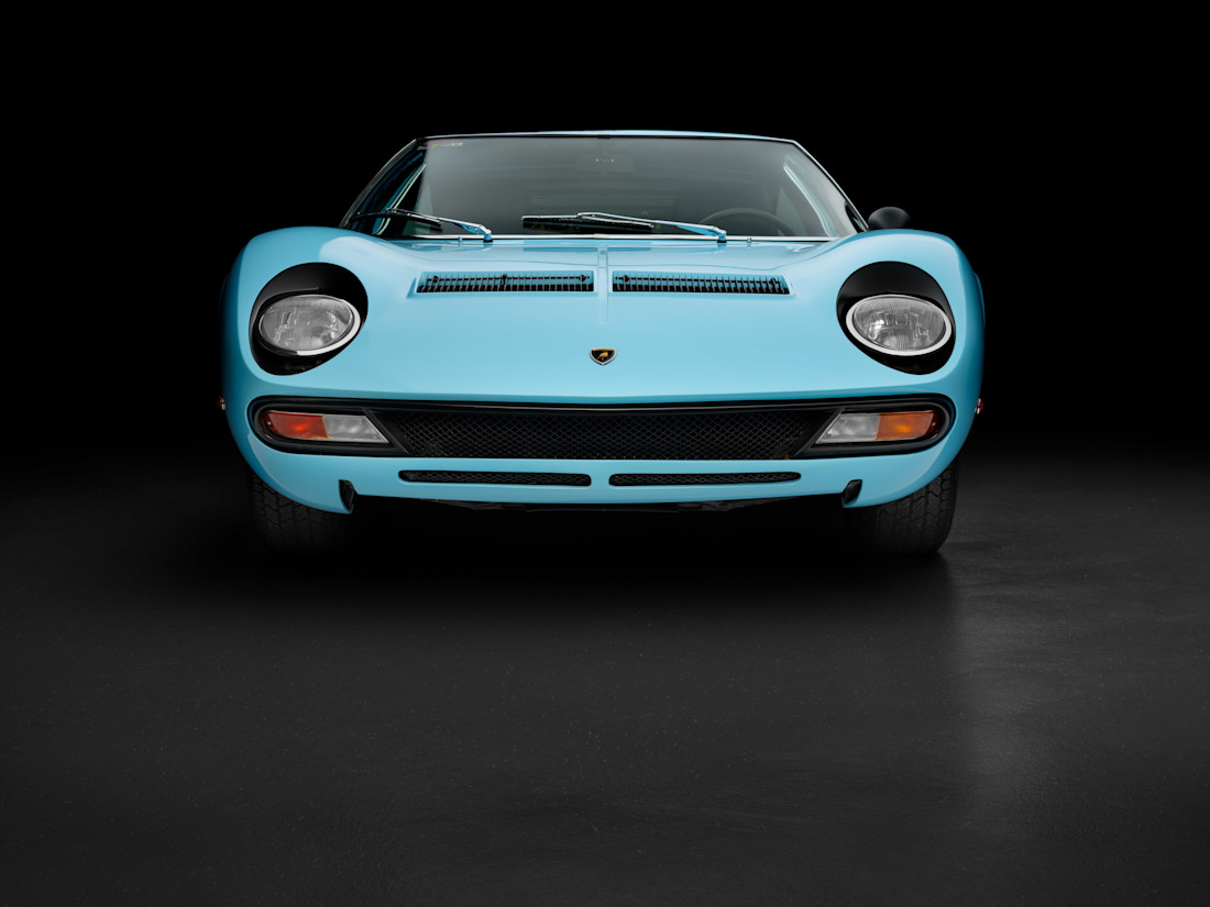 Lamborghini Miura SV compie 50 anni