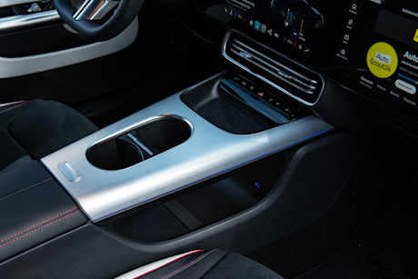 mercedes-cla-250-eq-2026-mittelkonsole