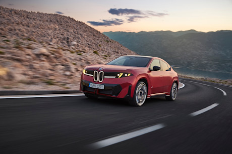 BMW iX4 M60-1.jpeg