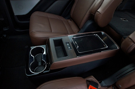 Editorial 2025 lincoln aviator reserve td jv 250127 16