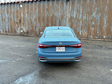 Volkswagen Jetta Highline 2025 : essai routier Image