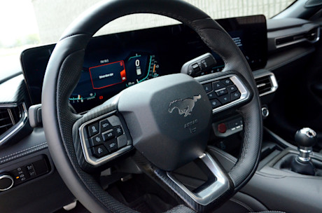Ford Mustang GT 2024 : essai routier Body Image
