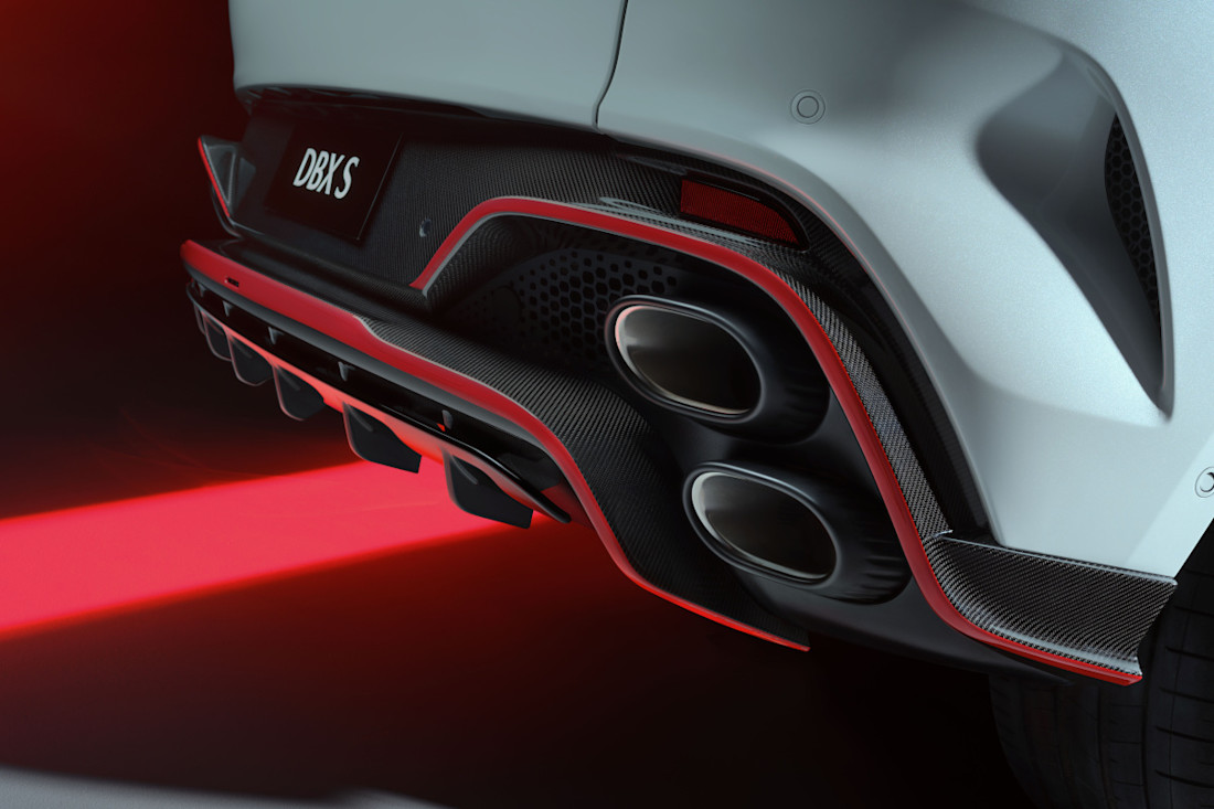 Aston-Martin-DBX-S-2025 (3).jpg