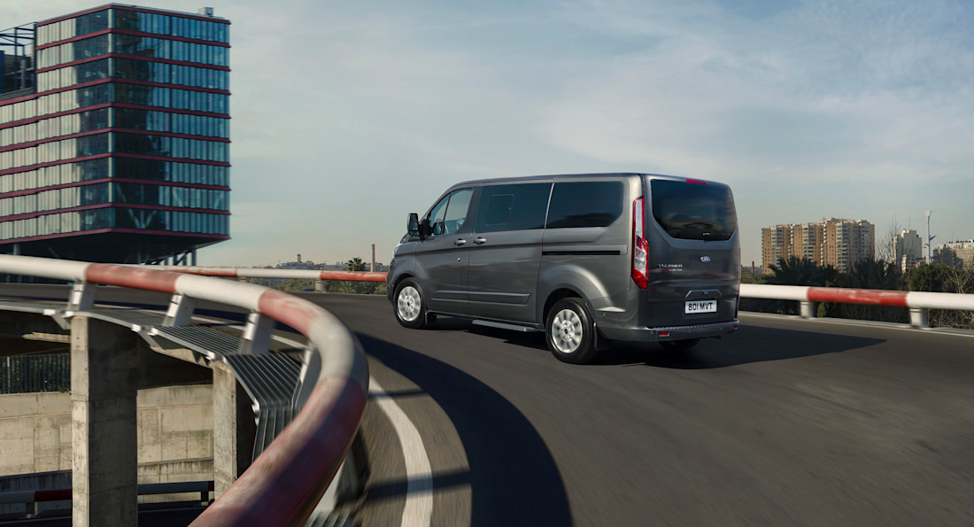 AS24 - Ford Tourneo PHEV (5).jpg