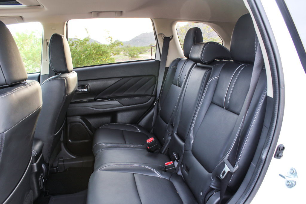mitsubishi_outlander_phev_970.jpg