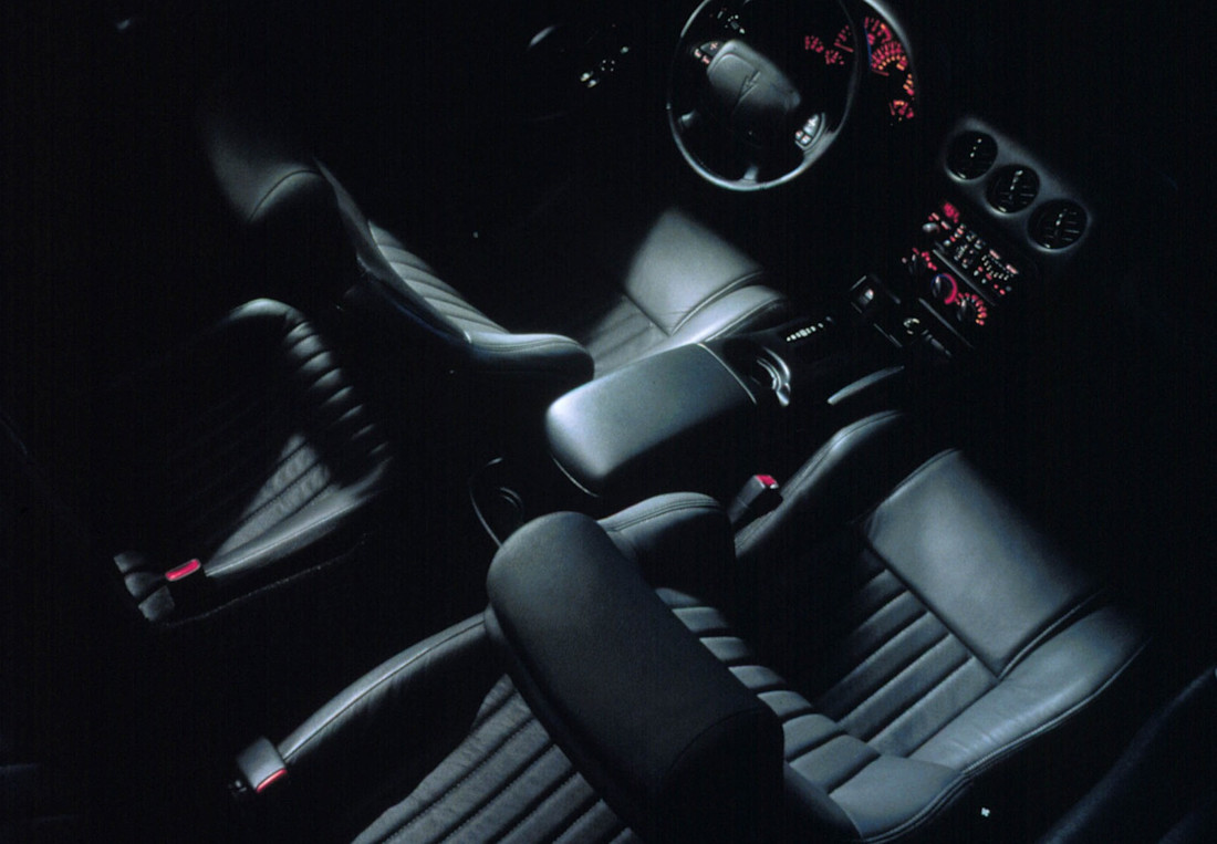 pontiac-firebird-interior