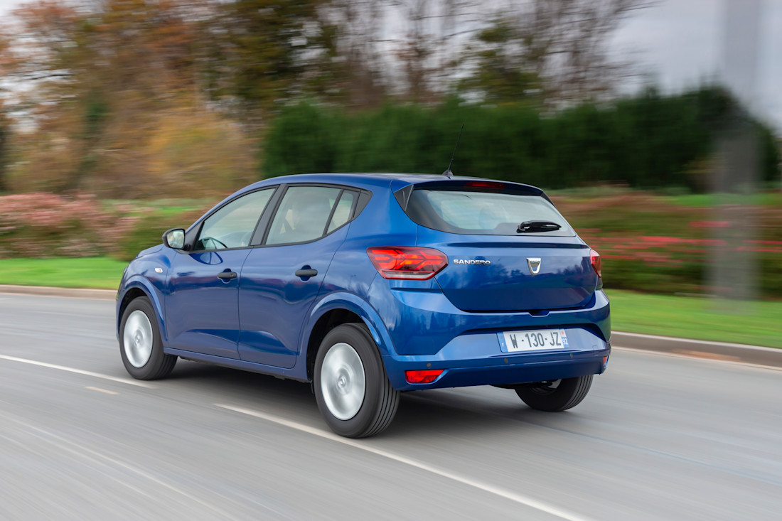 2020_-_New_Dacia_SANDERO_tests_drive (1)