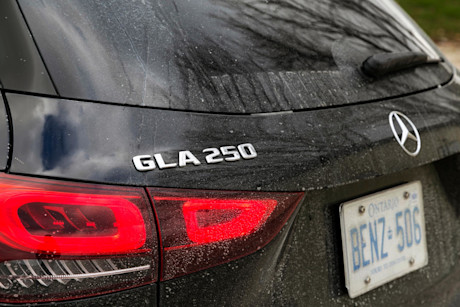 Editorial 2021 mercedes benz gla 250 4matic 13 jw