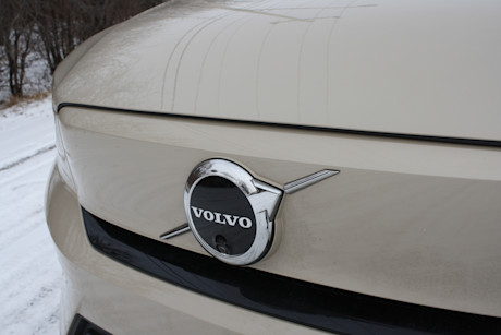 Volvo EX30 2025 vs Volvo EX40 2025 – Quel est le meilleur choix pour vous? Image