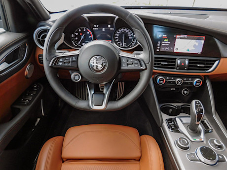 Editorial 2021 alfa romeo giulia ti sport awd 16 sh