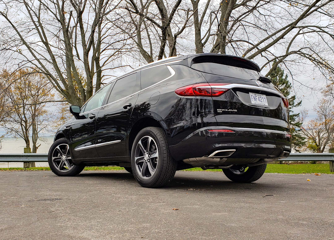 Editorial 2020 buick enclave essence 04 sw