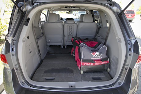 Editorial 2015 honda odyssey touring jw 09