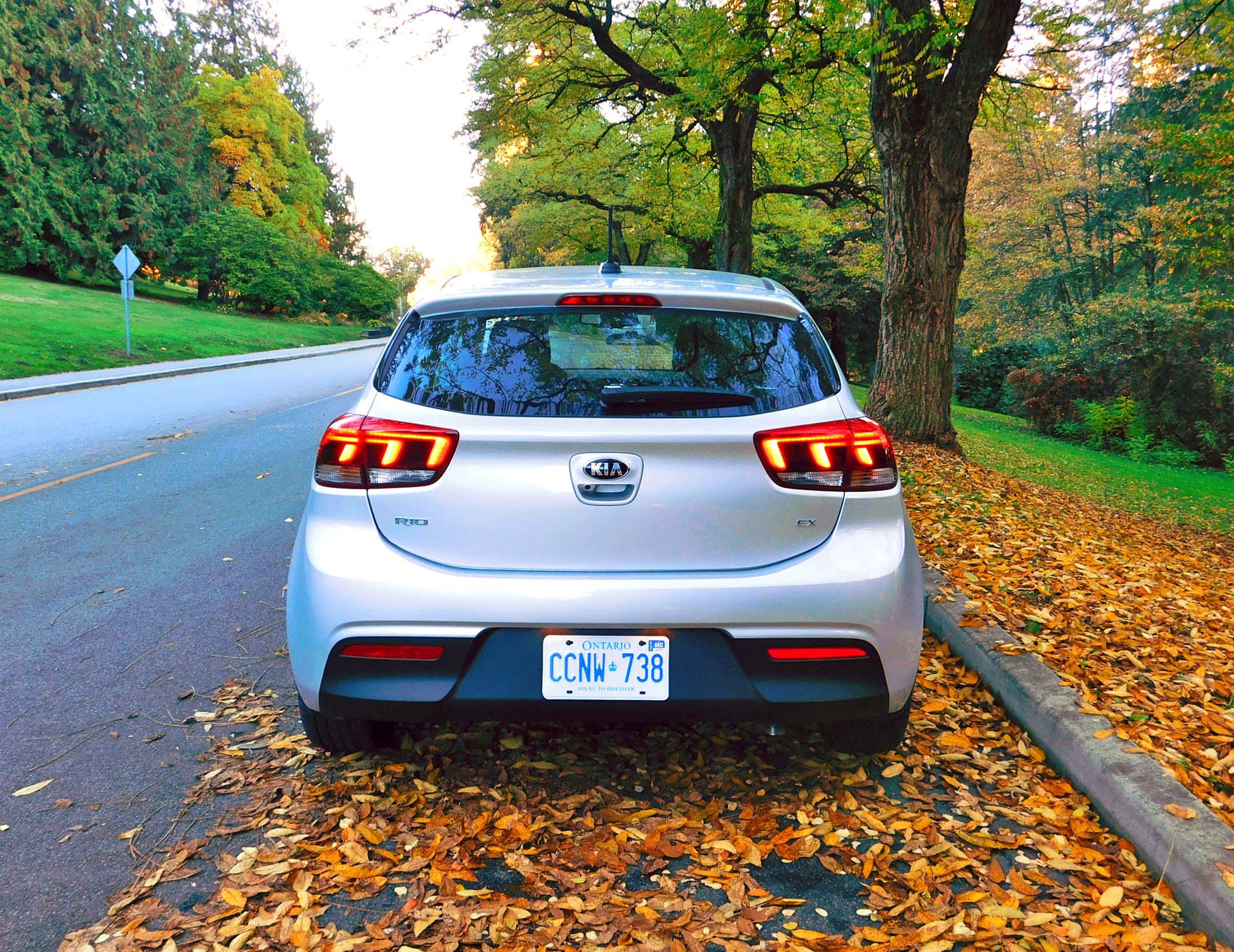 2018 Kia Rio 5-Door EX Tech Test Drive Review - AutoTrader.ca