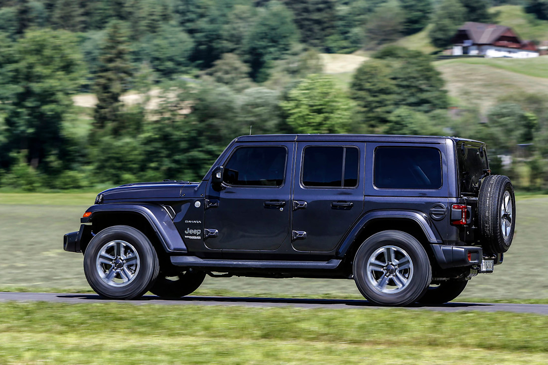 180703_Jeep_Sahara_10.jpg