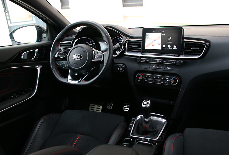 kia-proceed-gt (15).JPG