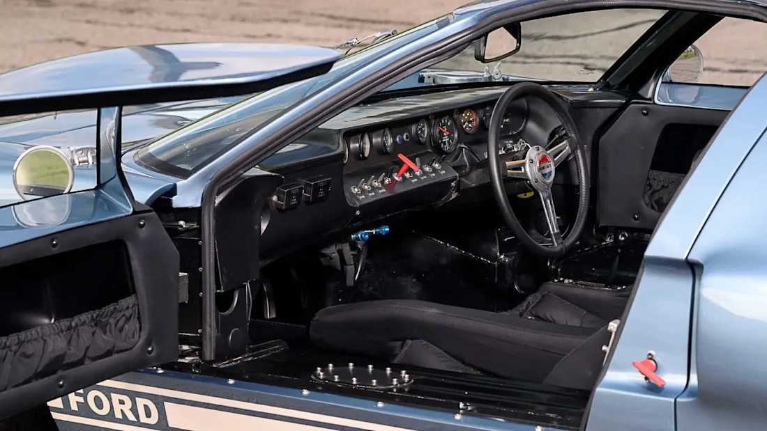 ford-gt40-1967-precio-subasta (5).jpg