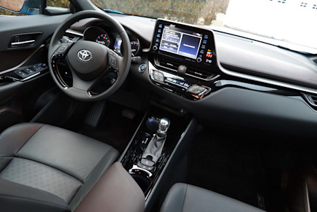 Editorial 2019 toyota c hr limited 17 jm
