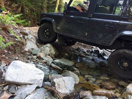 Editorial 2000 land rover defender 110 scott pelly 13