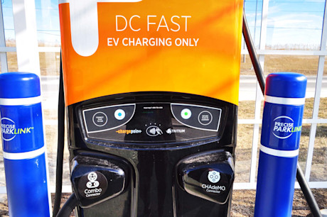 Editorial 2018 mitsubishi outlander phev gt s awc 28 mb