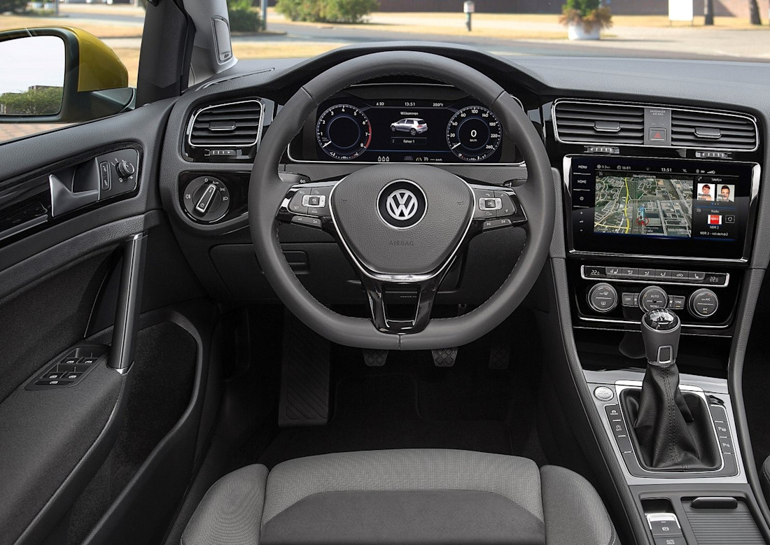 vw-golf-7-interior