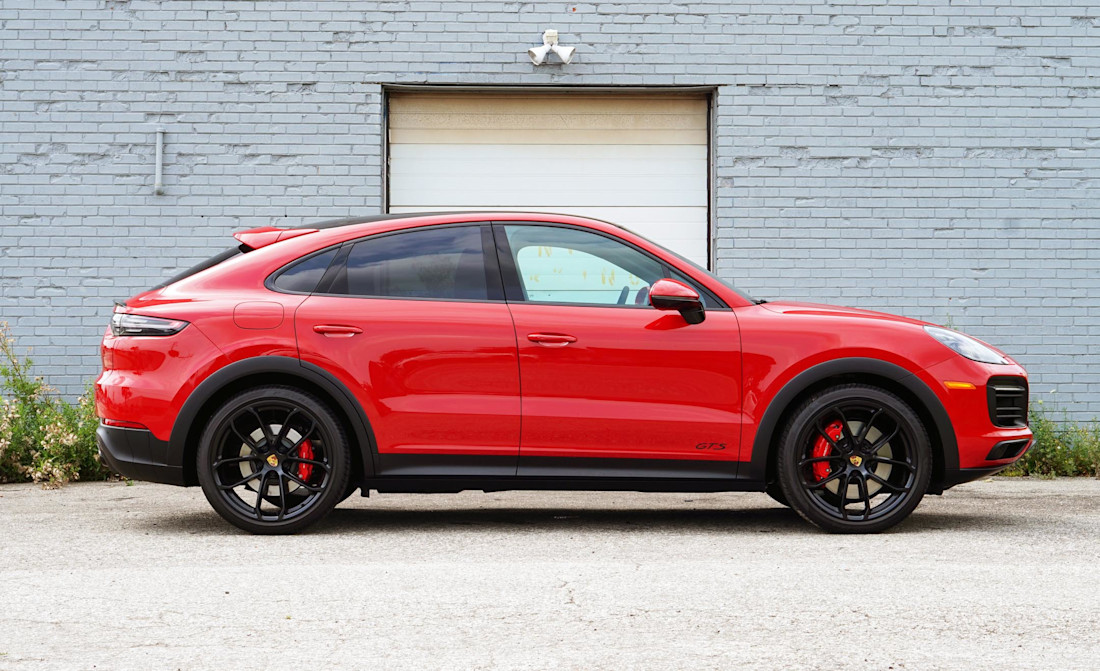 Editorial 2021 porsche cayenne gts coupe 06 jl