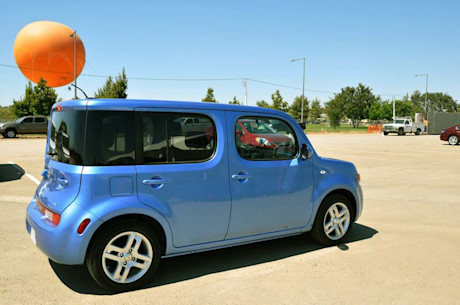 Editorial 2014 nissan cube pw 03