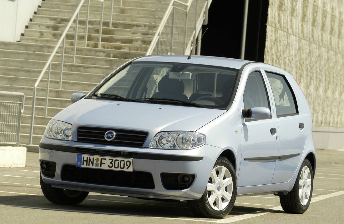 1j41uNUWPOYArVMo0qwTn6-9fde34590cef35cb45fbb3fdbdce33cb-fiat-punto-front-1100