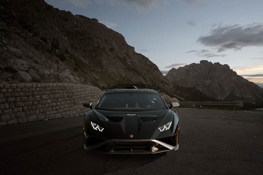 Novitec-Lamborghini-Huracan-STO-3.jpg