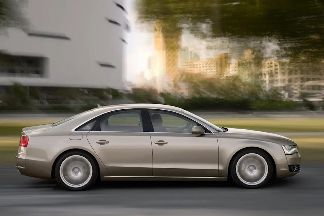 audi-a8-seite