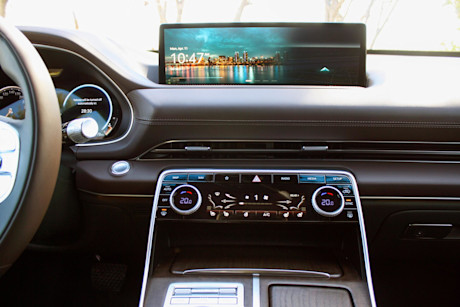 Genesis GV80 3.5T Prestige 2022 : essai routier Body Image