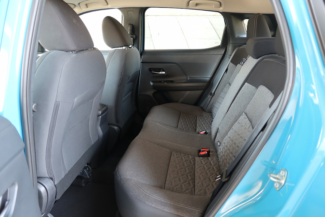 2026 Nissan Kicks SV AWD - TD - JM - 260526 - 17.jpg