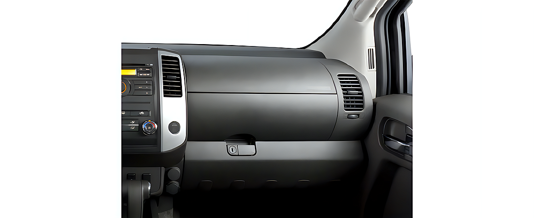 Suzuki Equator 2010 17