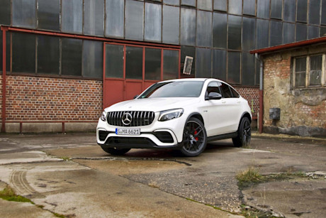 Editorial 2018 mercedes amg glc 63 s coupe 03 lw