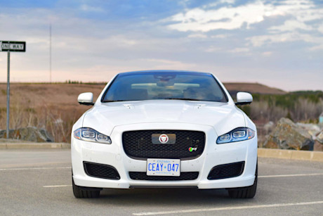 Editorial 2018 jaguar xjr 575 02 jp