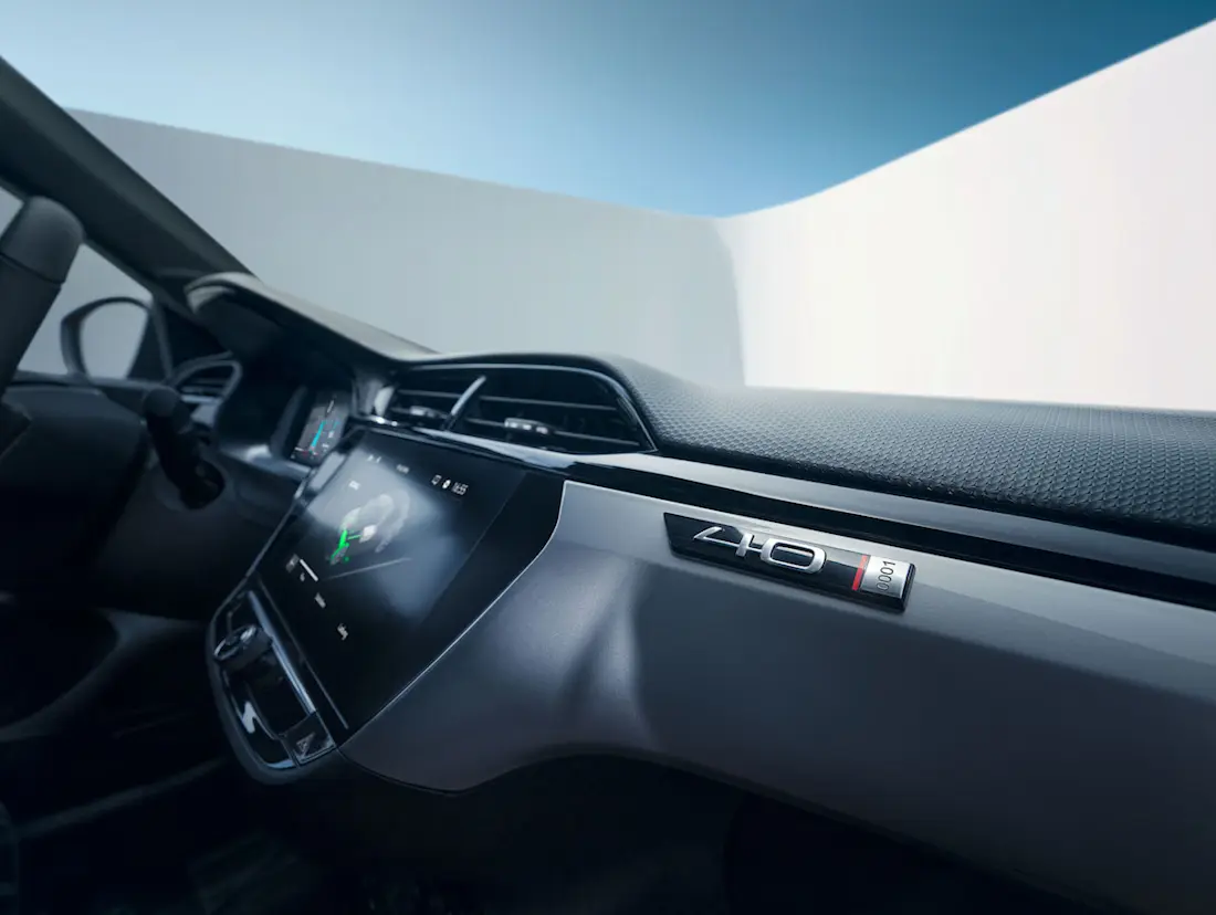 Opel Corsa 40 Jaar (2022) dashboard Opel Corsa 40 Jaar (2022) dashboard