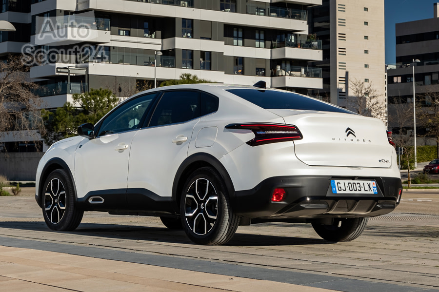 e-C4-X-Electric-019.jpg