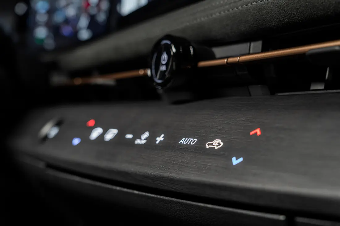 Nissan Ariya (2023) detail Nissan Ariya (2023) detail