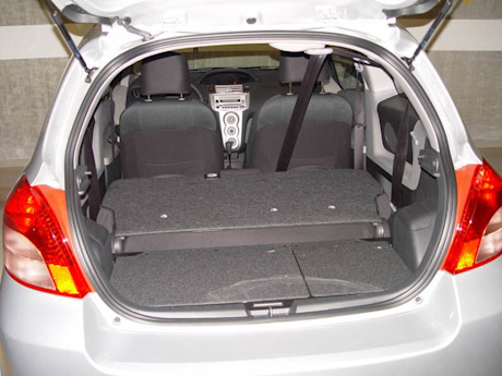 Editorial 2008 toyota yaris gw 001 9401