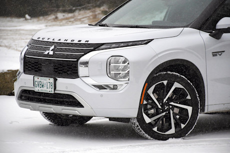Mitsubishi Outlander PHEV 2023 : premier essai Image