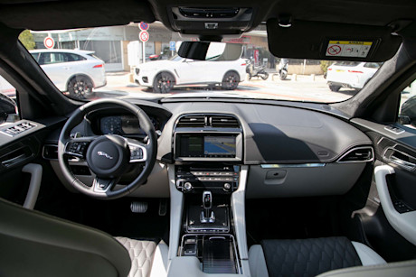 Editorial 2020 jaguar f pace svr 27 jw