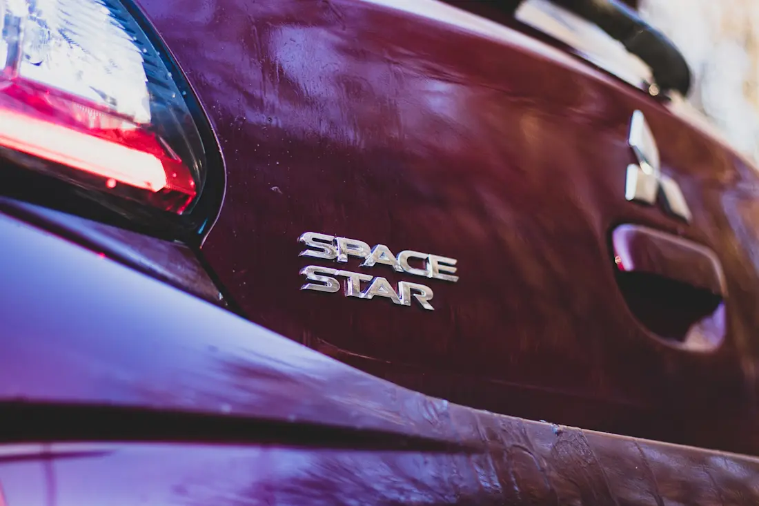 Mitsubishi Space Star Writing 1
