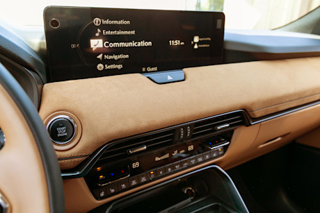 Editorial 2024 mazda cx 90 17 jw
