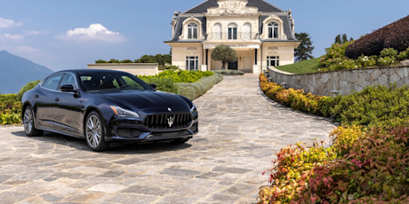 Small-24436-12-maserati-quattroporte-grand-finale