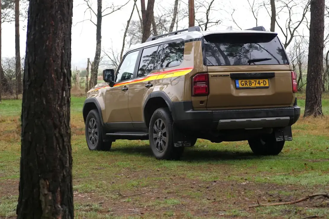 CR 9 Toyota Land Cruiser AS24 Car Reviews 2